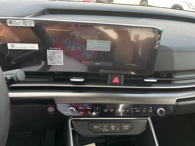 new 2026 Kia Carnival Hybrid car, priced at $51,285