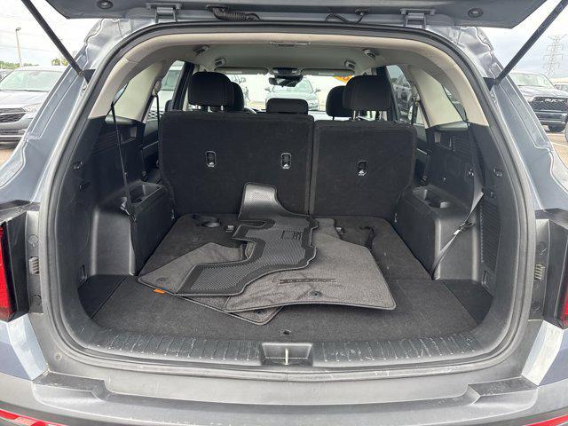used 2022 Kia Sorento car, priced at $23,647
