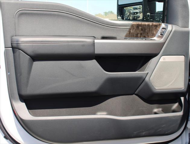 new 2025 Ford F-250 car, priced at $92,190
