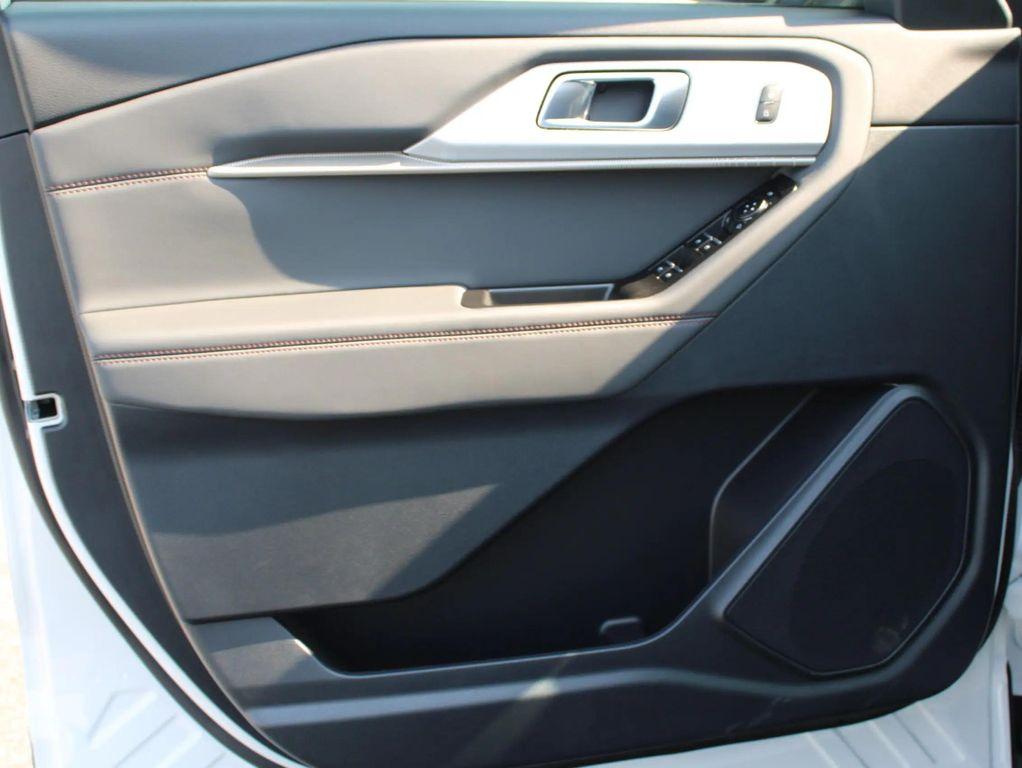 new 2025 Ford Explorer car, priced at $42,540