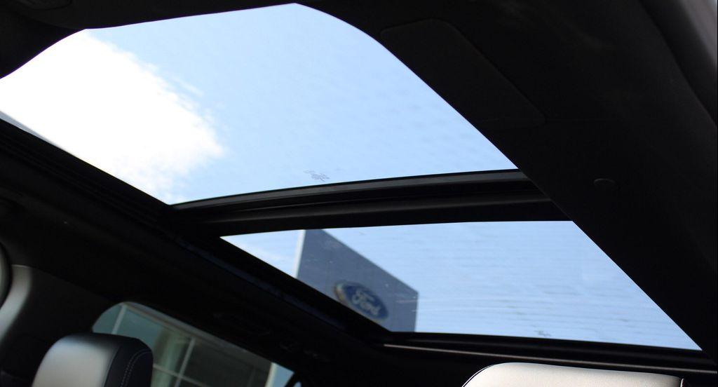 new 2025 Ford Expedition car, priced at $78,985