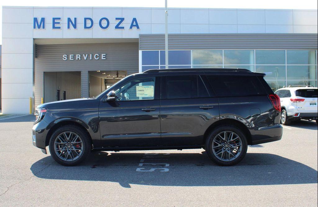 new 2025 Ford Expedition car, priced at $78,985