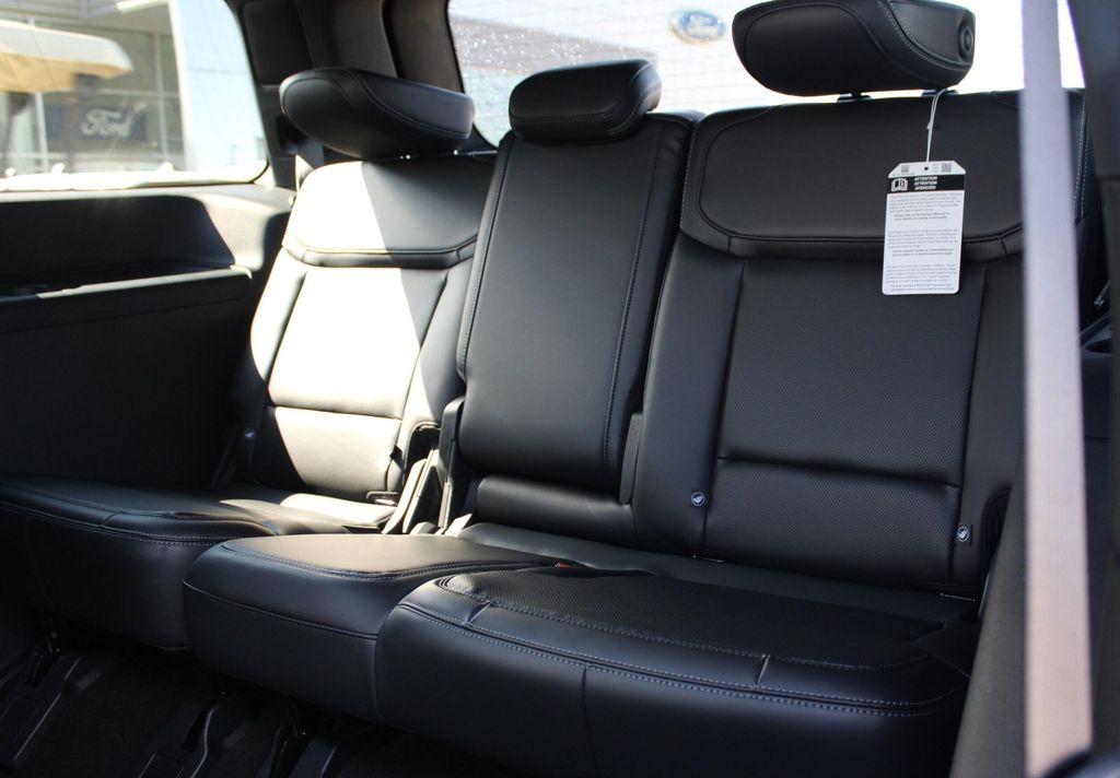 new 2025 Ford Expedition car, priced at $78,985