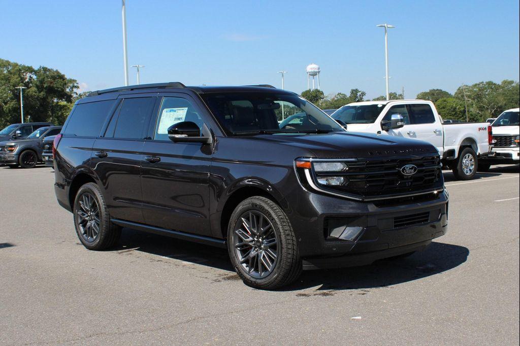 new 2025 Ford Expedition car, priced at $78,985