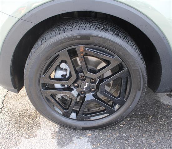 used 2024 Kia Telluride car, priced at $40,977