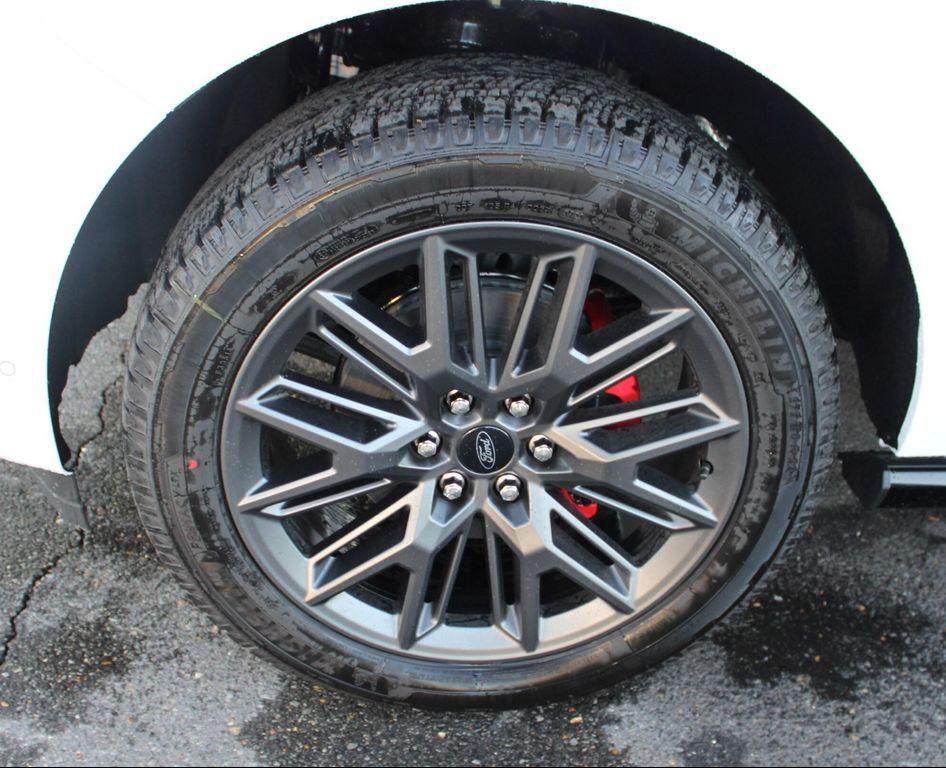 new 2025 Ford Expedition car, priced at $84,730