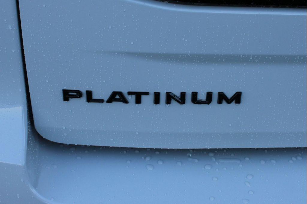 new 2025 Ford Expedition car, priced at $84,730