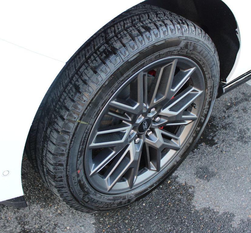 new 2025 Ford Expedition car, priced at $84,730