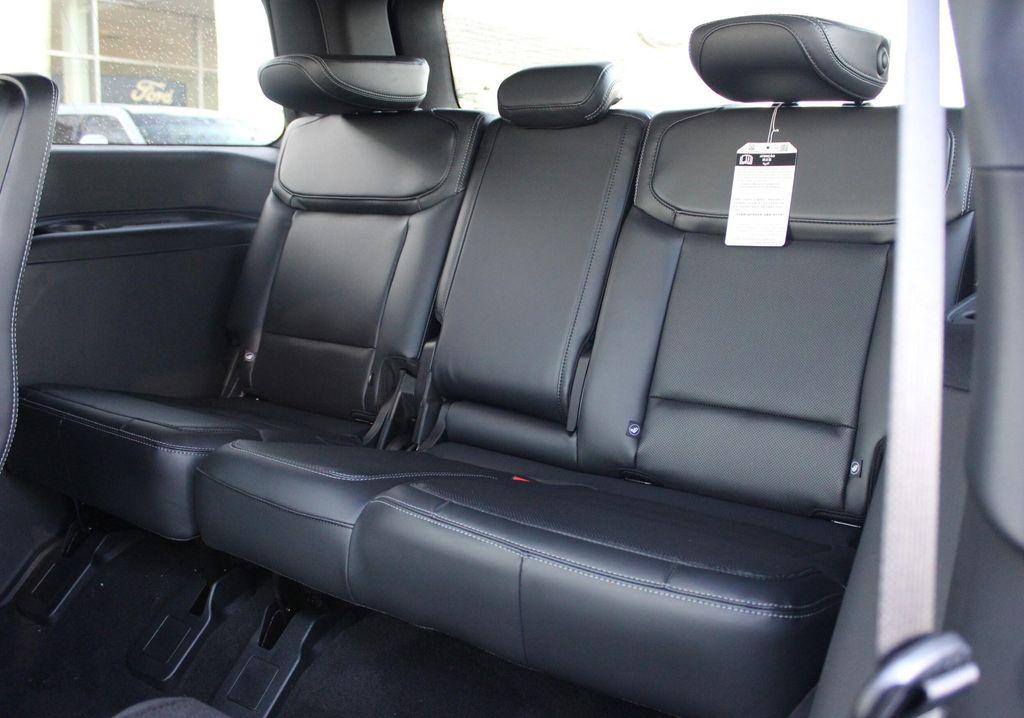 new 2025 Ford Expedition car, priced at $84,730