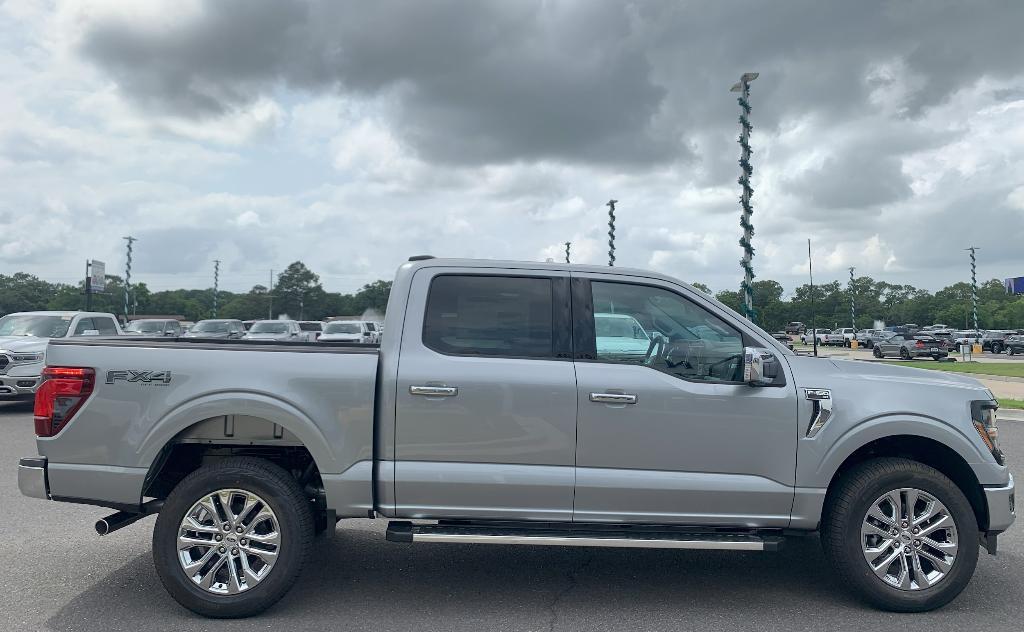 new 2024 Ford F-150 car, priced at $61,520