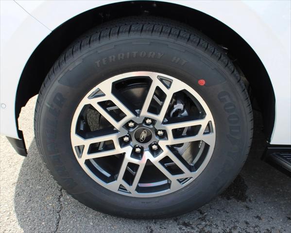 new 2025 Ford Expedition Max car, priced at $70,885