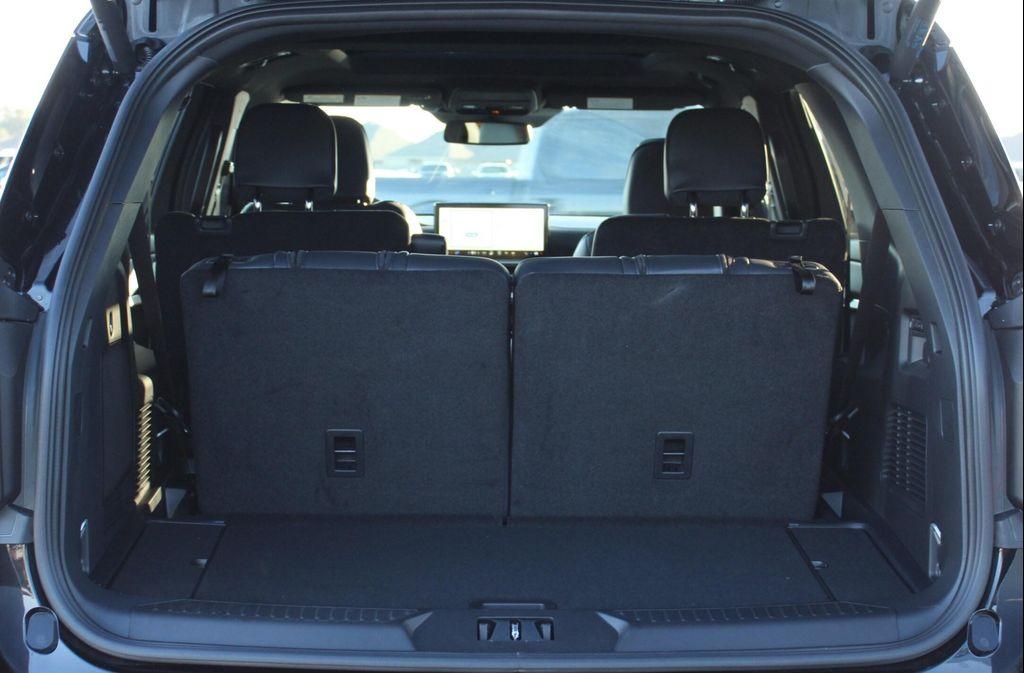 new 2025 Ford Explorer car, priced at $59,485