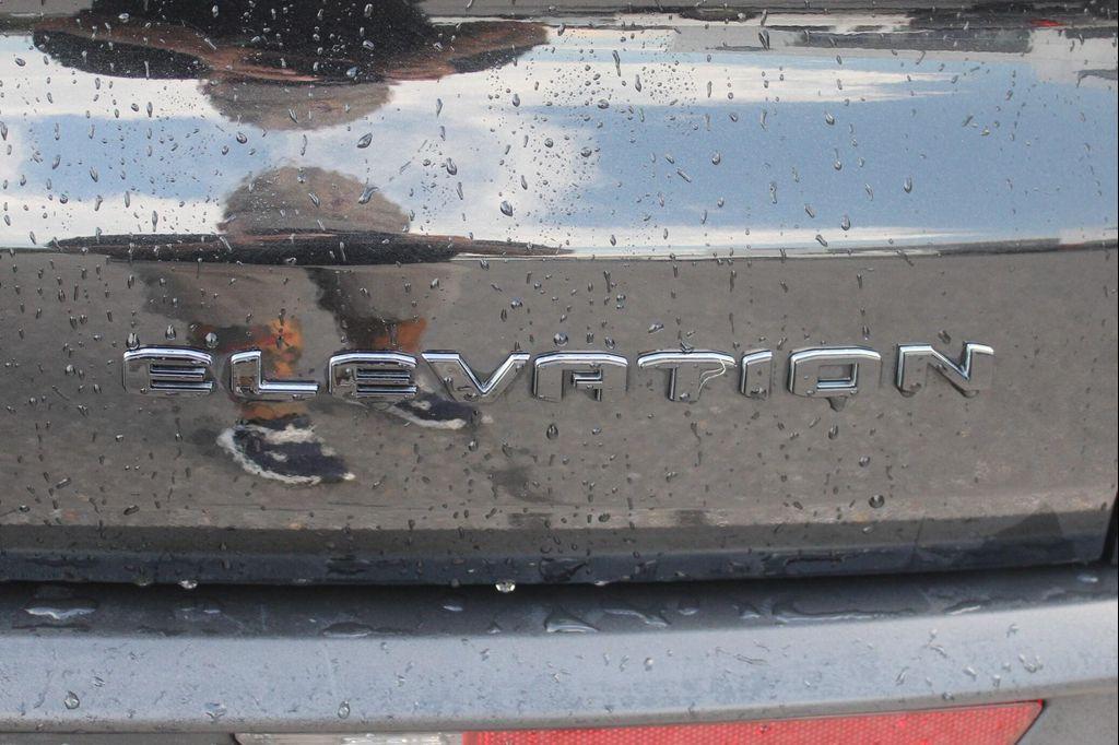 used 2025 GMC Acadia car, priced at $34,777