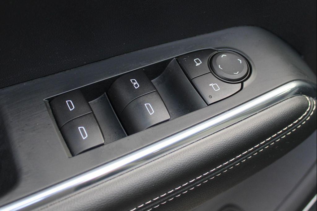 used 2025 GMC Acadia car, priced at $34,777