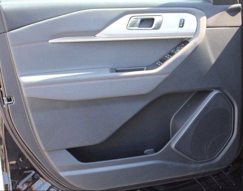 new 2025 Ford Explorer car, priced at $45,405