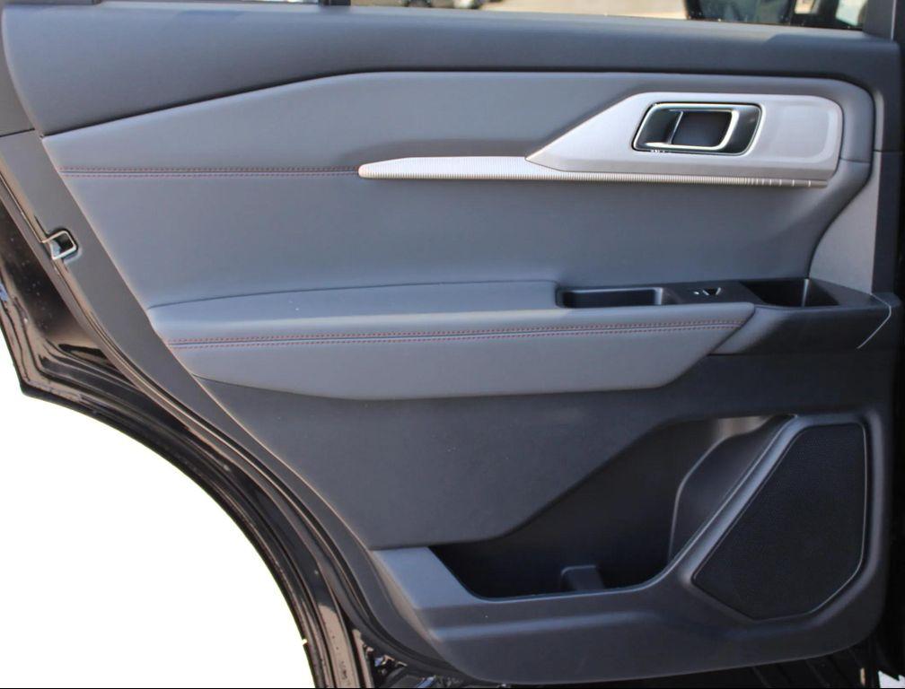 new 2025 Ford Explorer car, priced at $45,405