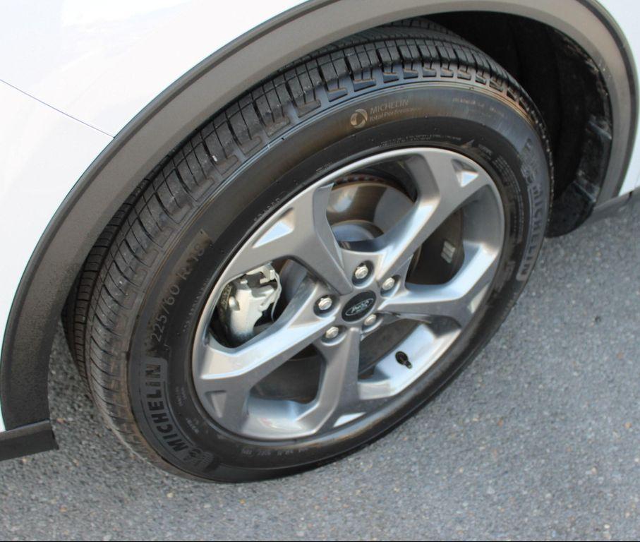 used 2025 Ford Escape car, priced at $26,997