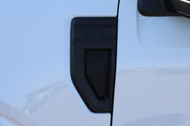new 2025 Ford Maverick car, priced at $28,722