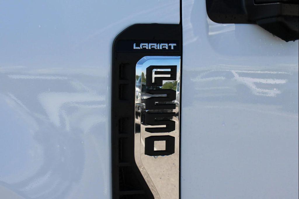 new 2025 Ford F-250 car, priced at $79,720