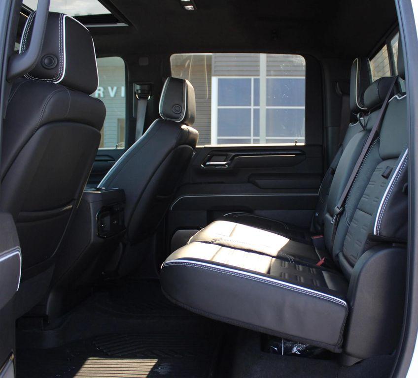 used 2024 GMC Sierra 2500 car, priced at $84,997