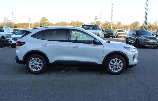 new 2025 Ford Escape car, priced at $30,640