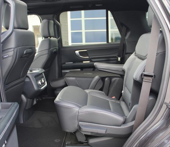 new 2025 Ford Expedition car, priced at $80,985