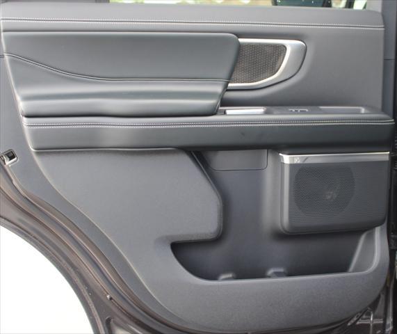 new 2025 Ford Expedition car, priced at $80,985