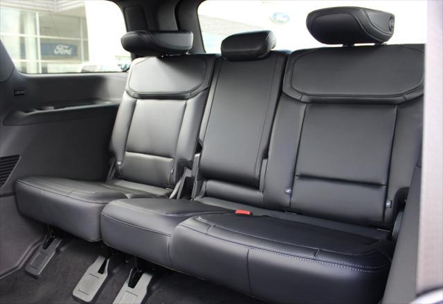 new 2025 Ford Expedition car, priced at $80,985