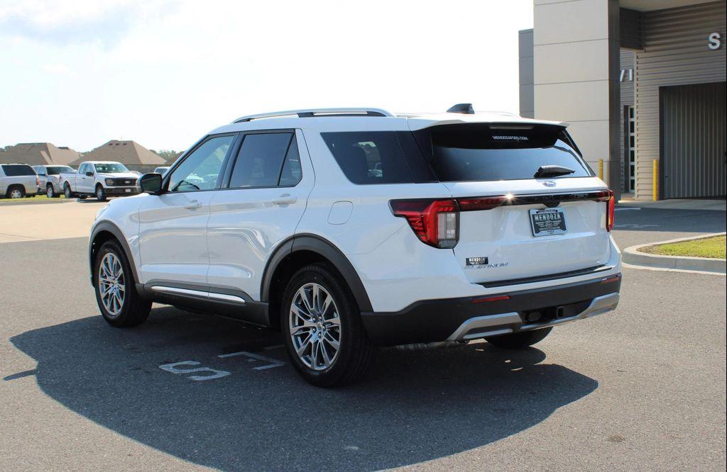 new 2025 Ford Explorer car, priced at $55,545