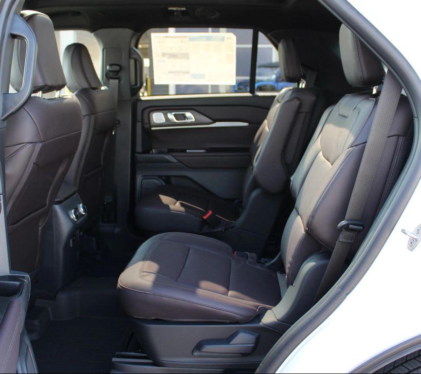 new 2025 Ford Explorer car, priced at $55,545