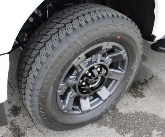 new 2025 Ford F-350 car, priced at $63,425