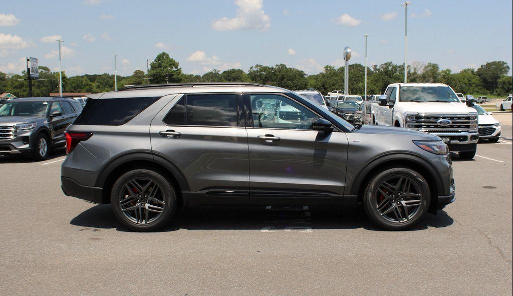 new 2025 Ford Explorer car, priced at $49,000