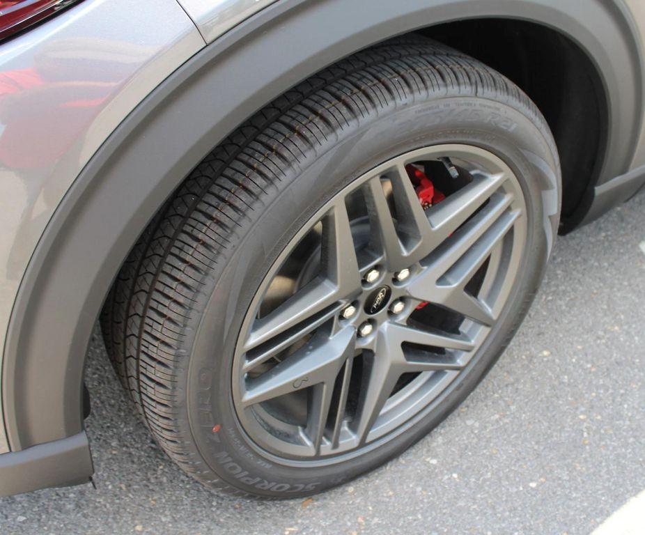 new 2025 Ford Explorer car, priced at $49,000