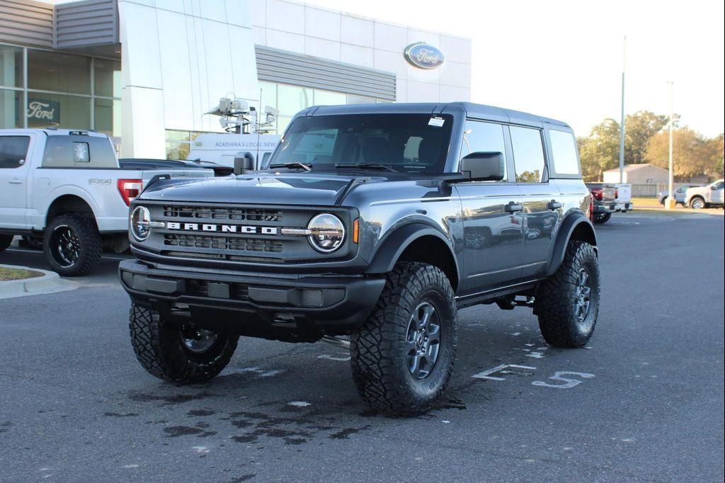 new 2025 Ford Bronco car, priced at $51,610