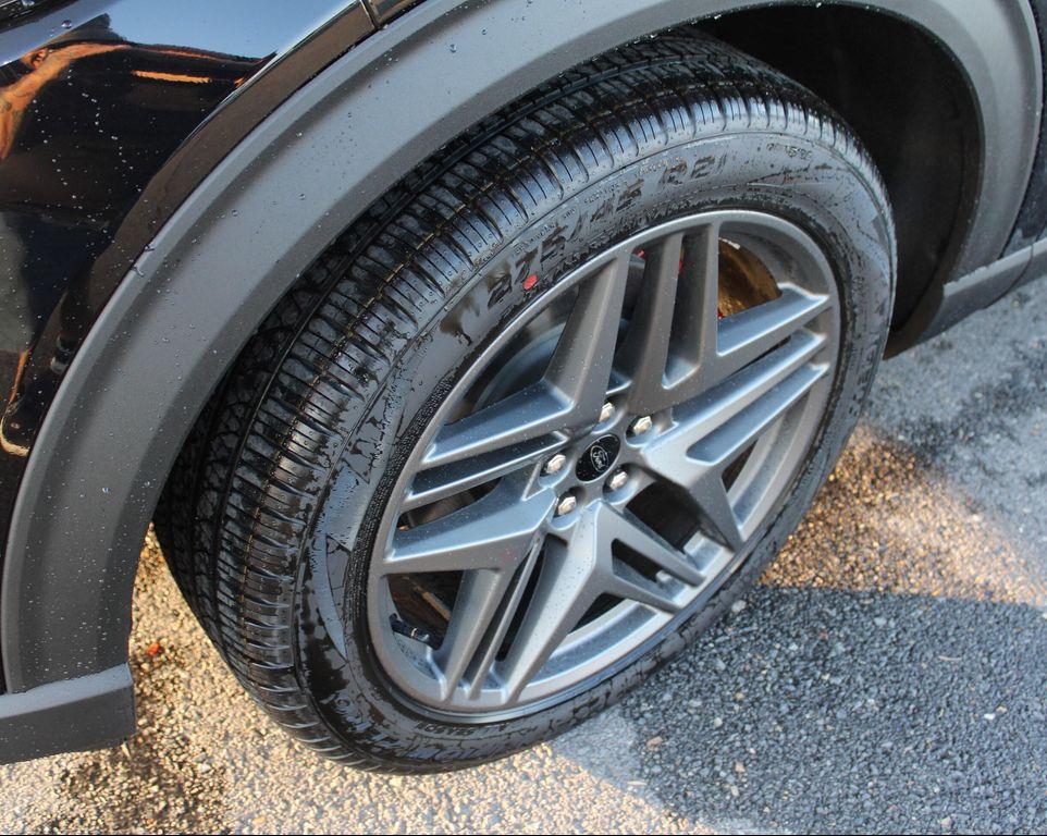 new 2025 Ford Explorer car, priced at $49,635