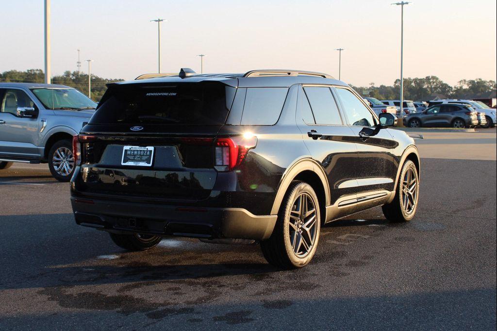 new 2025 Ford Explorer car, priced at $49,635