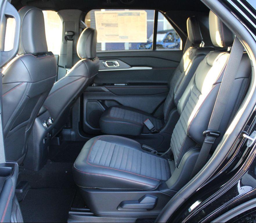 new 2025 Ford Explorer car, priced at $49,635
