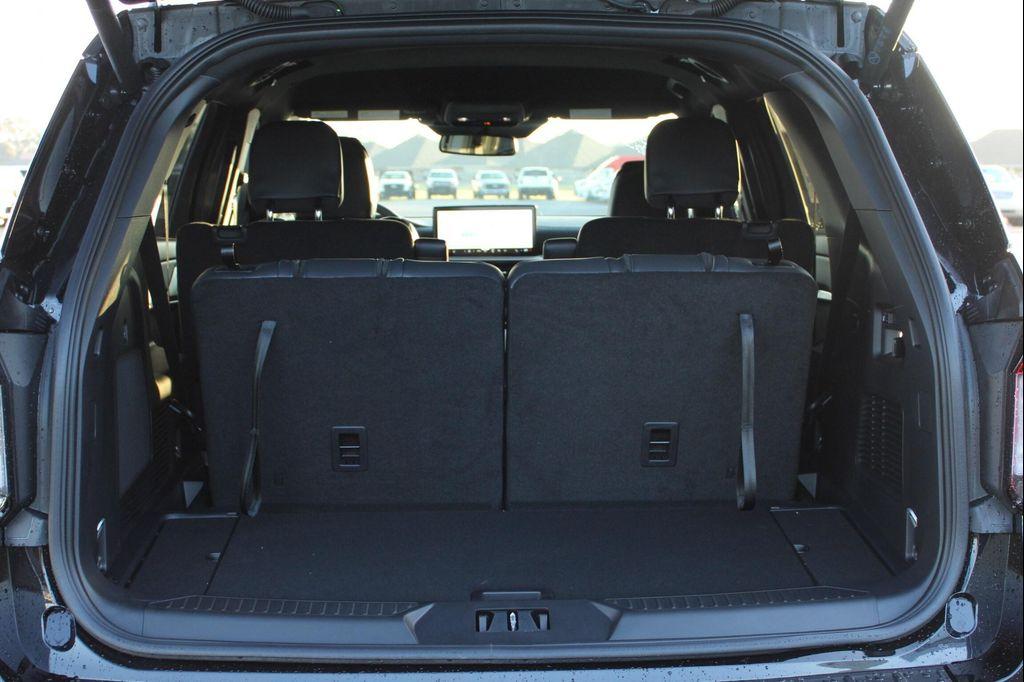 new 2025 Ford Explorer car, priced at $49,635
