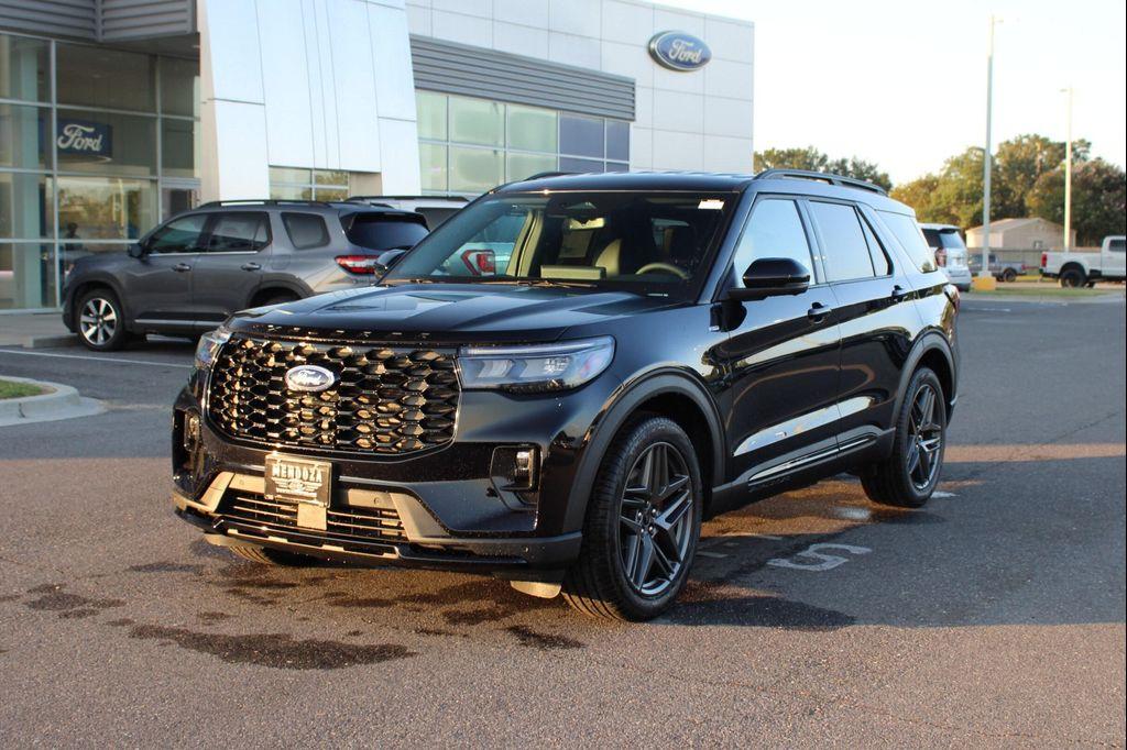 new 2025 Ford Explorer car, priced at $49,635