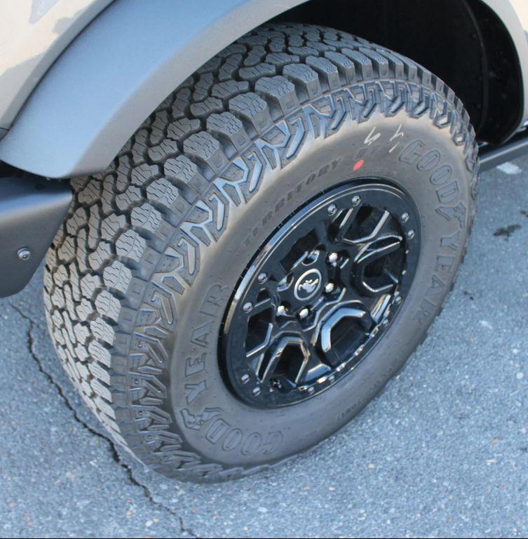 new 2025 Ford Bronco car, priced at $73,300