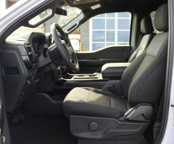 new 2025 Ford F-150 car, priced at $52,595