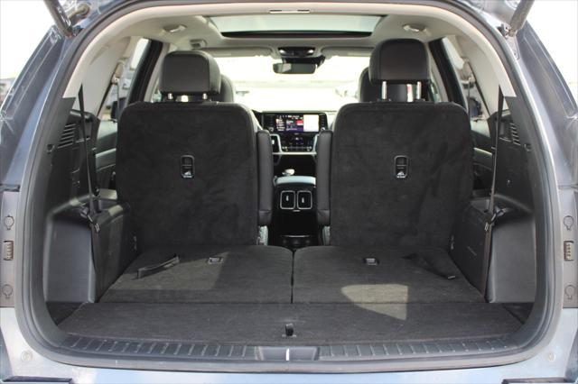 used 2023 Kia Sorento car, priced at $34,997