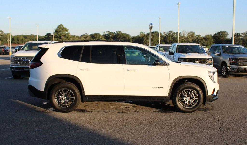 used 2025 GMC Acadia car, priced at $37,877