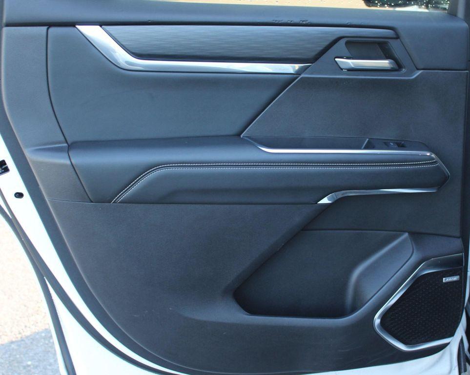 used 2025 GMC Acadia car, priced at $37,877