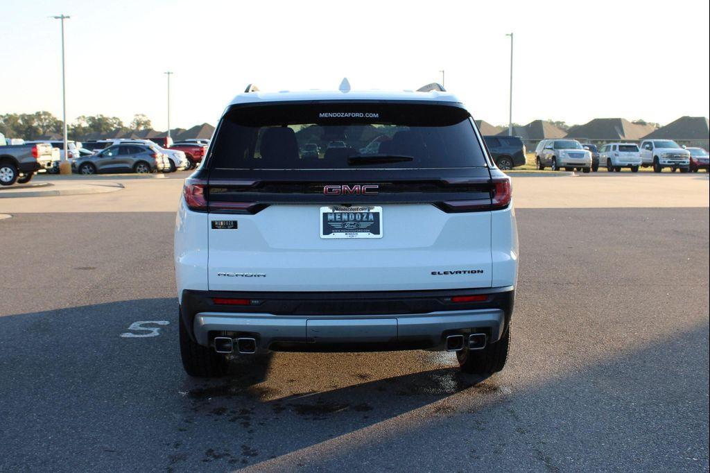 used 2025 GMC Acadia car, priced at $37,877