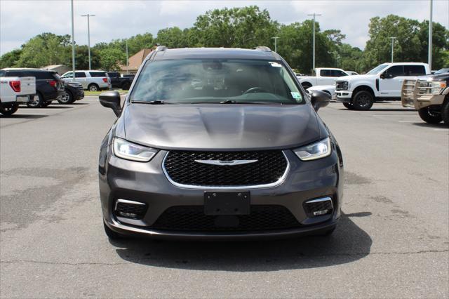 used 2021 Chrysler Pacifica car, priced at $19,977