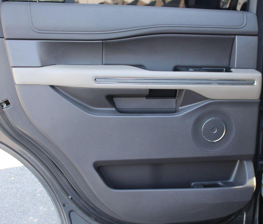 used 2020 Ford Expedition car