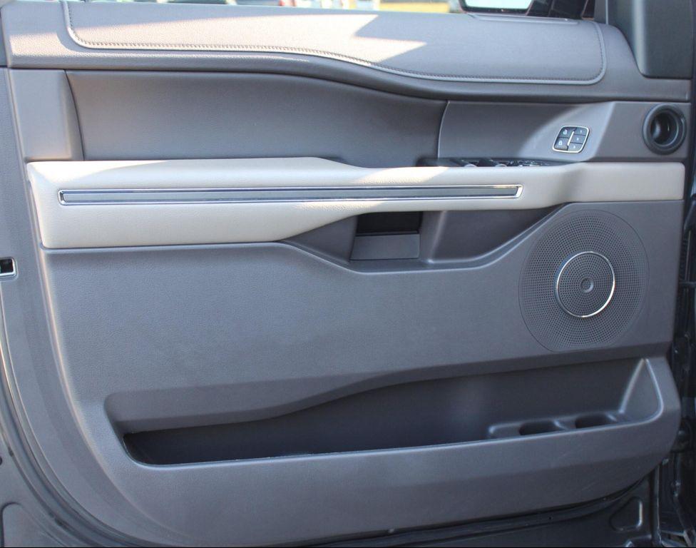 used 2020 Ford Expedition car