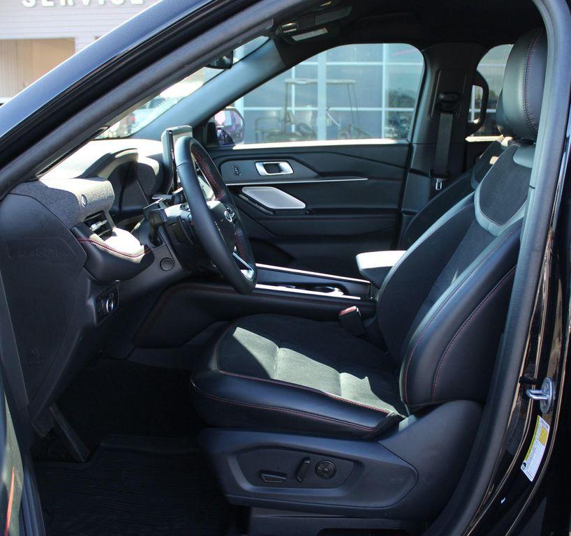 used 2025 Ford Explorer car, priced at $46,997