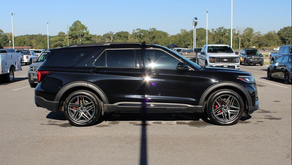 used 2025 Ford Explorer car, priced at $46,997